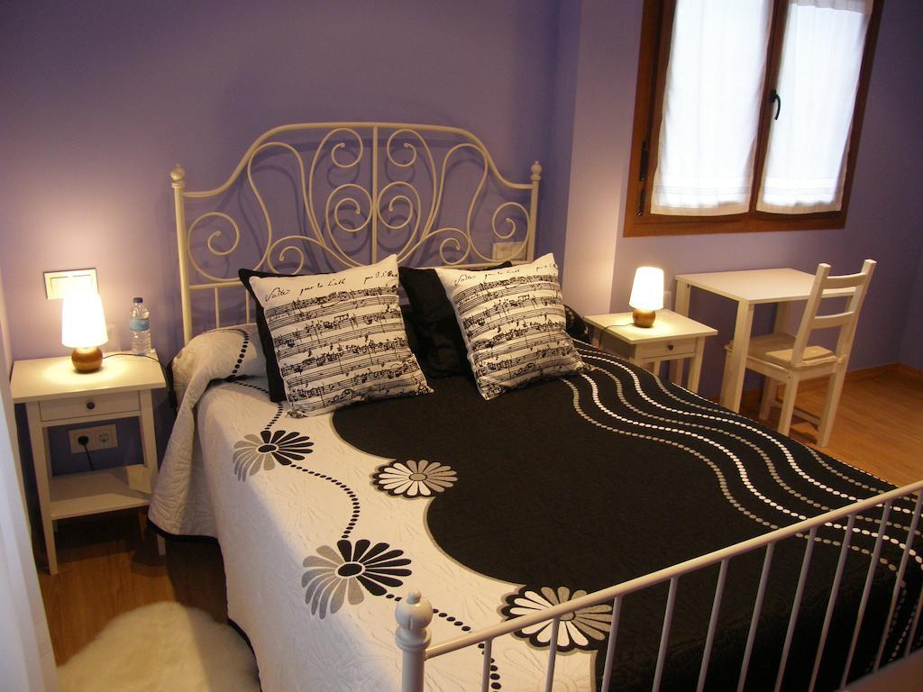 Hotel Mendi Alai Karrantza Zimmer foto